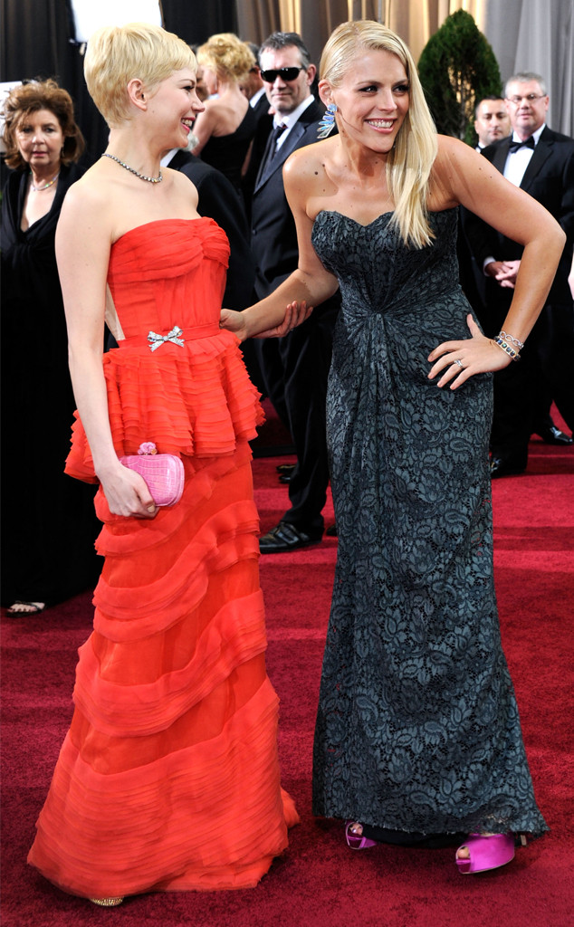 All The Times Busy Philipps Had Bff Michelle Williams Back E News
